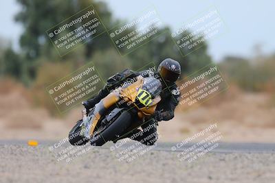 media/Jan-20-2024-CVMA (Sat) [[ddb8bc1f3d]]/Race 10 Amateur Supersport Middleweight/